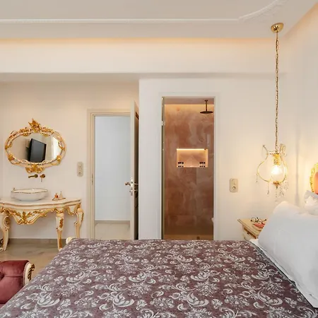 Naxos Aristocratic *